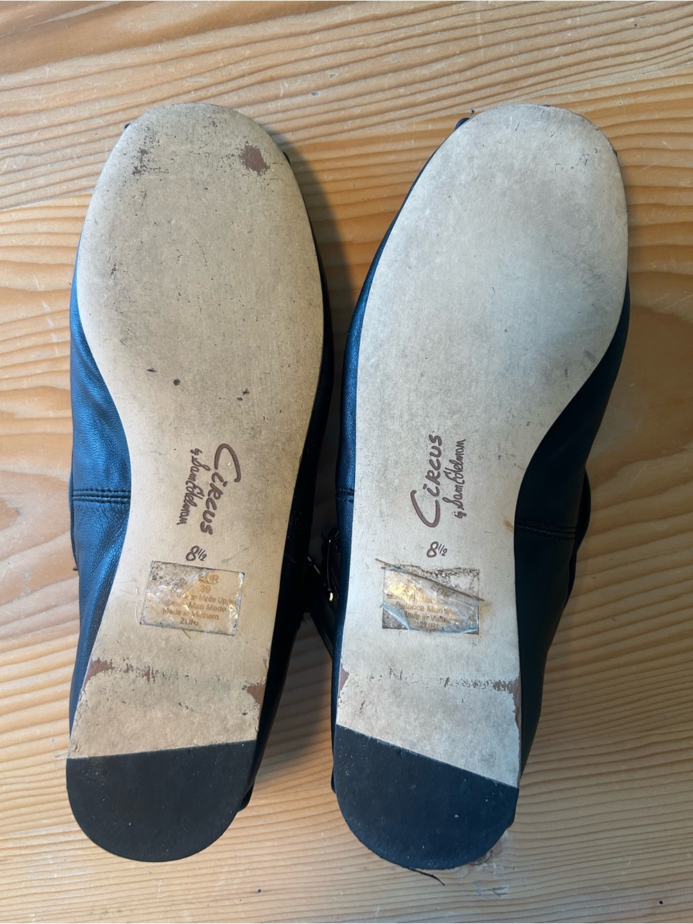 Circus by Sam Edelman Black Bow Ballet Flats with Crisscross Ankle Straps - Picture 5 of 5